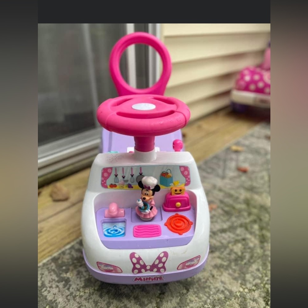 minnie mouse ride on